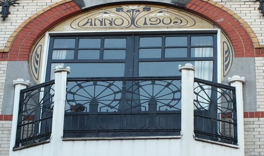 Art Nouveau Balkon Foto RM